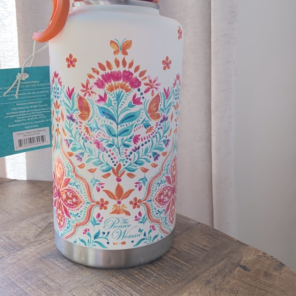 Pioneer woman water jug 🔸 - Picture 2 of 7